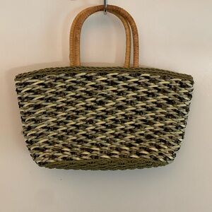 Vintage Lord & Taylor Straw Handbag.